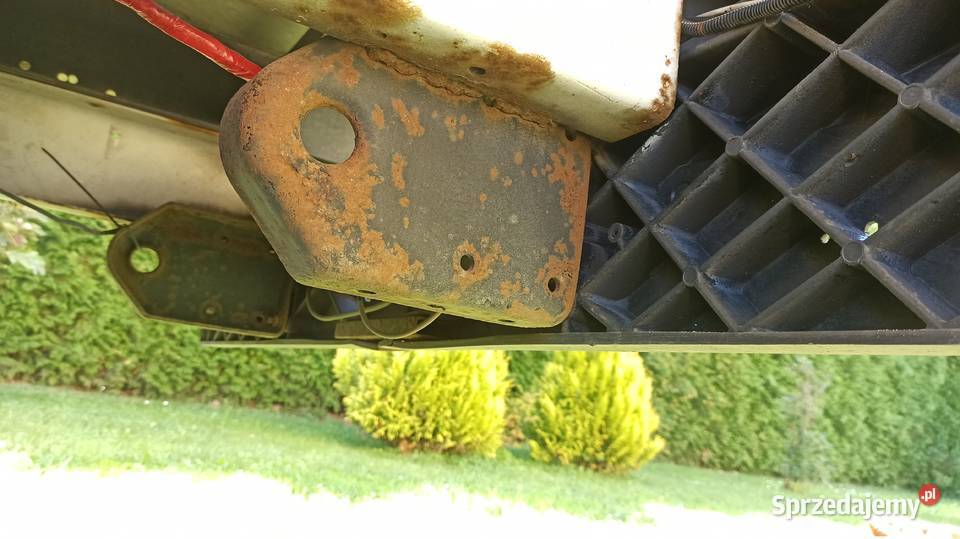 Belka świateł zderzak Mercedes przyczepa Renault Części samochodowe Rzeszów sprzedam