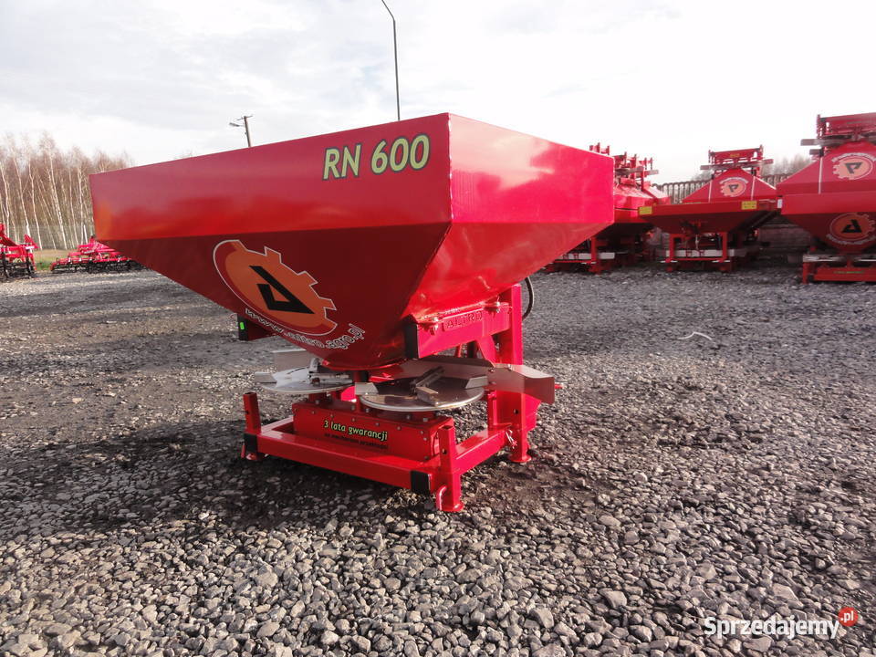 Rozsiewacz Nawozu Dwutarczowy Altro 600l 800l Nawożenie Włoszczowa