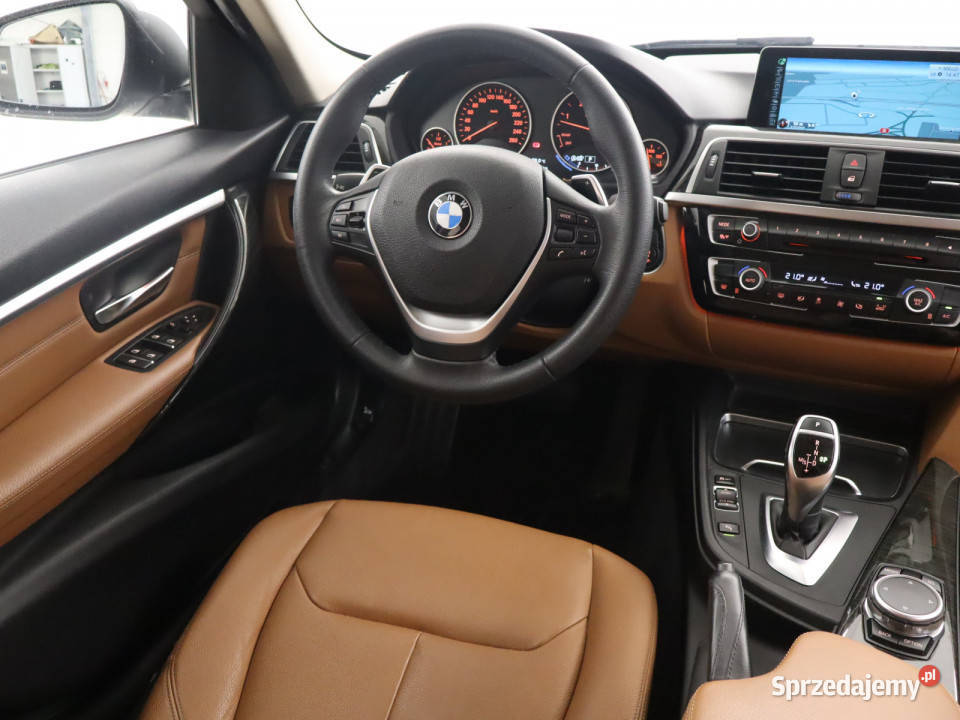 BMW 3 330 d xDrive gniazdo USB Bielany Wrocławskie