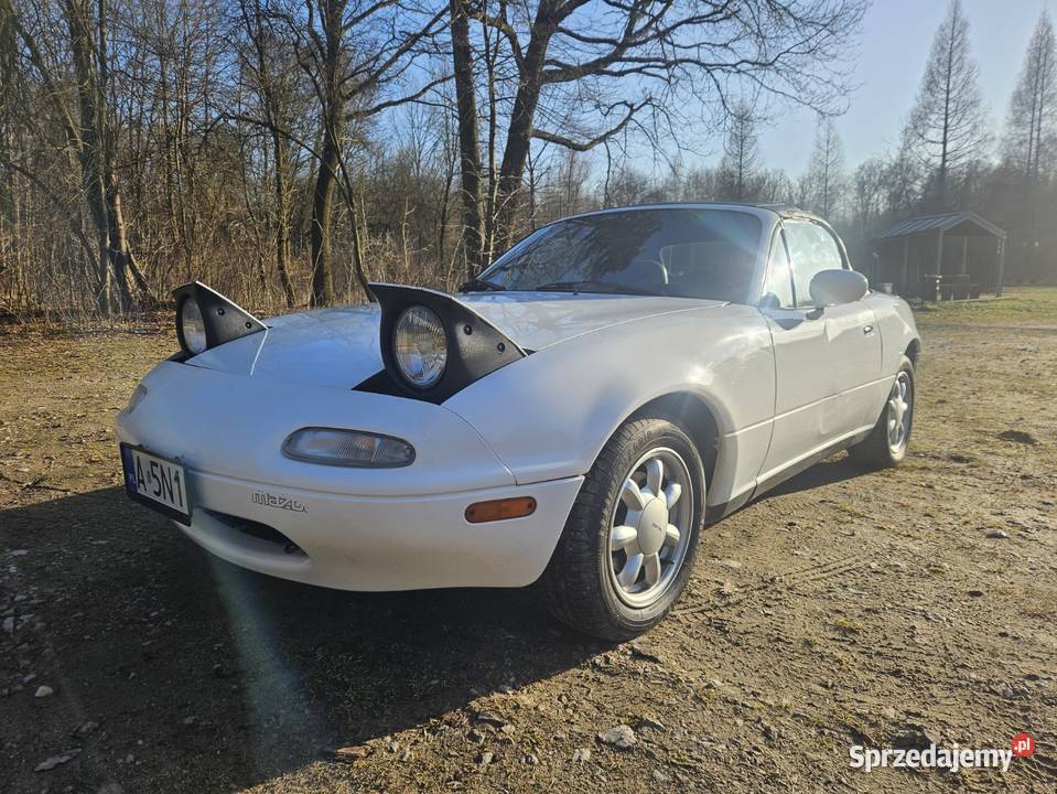 Mazda MX5 NA 18 Całowanie