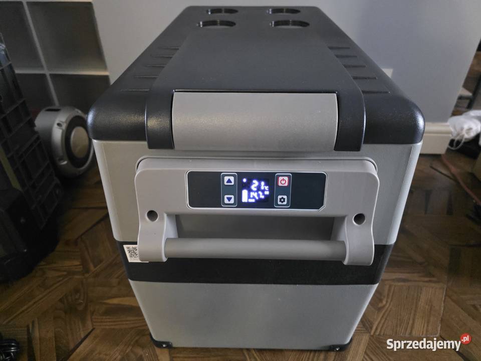 Lodówkazamrażarka turystyczna 45L VEVOR 1224V DC Łódź