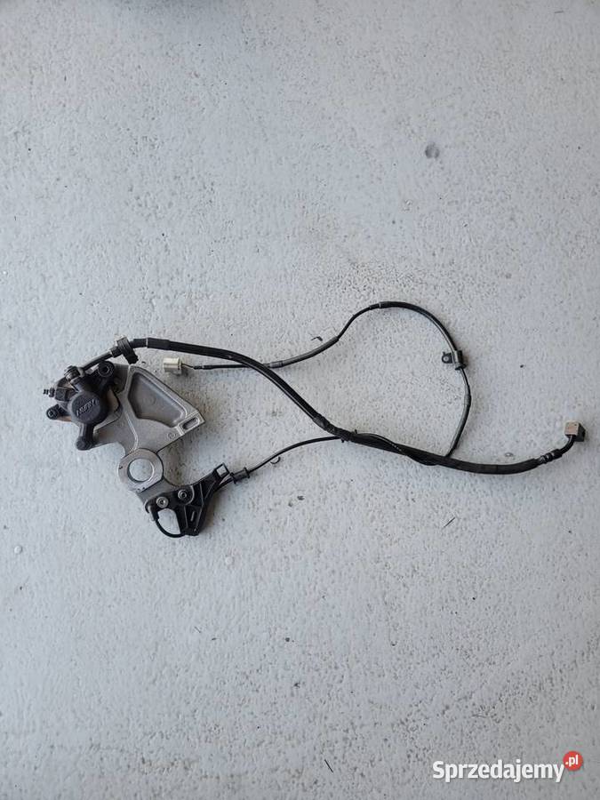 Yamaha R1 RN 32 65 2023 zacisk tył klocki Nowy Tomyśl