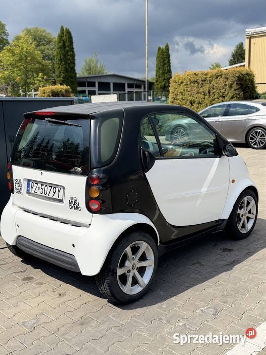 Smart Fortwo 2001r 08 diesel 2/3 Kielanówka