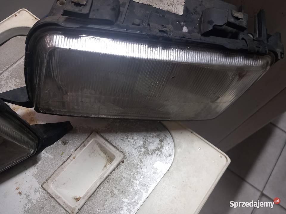 Lampy przednie audi 80b4 Zakrzówek