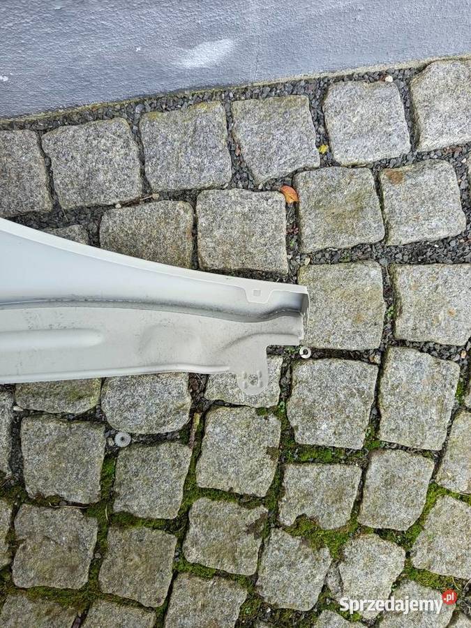 Orginalne błotniki do VW golf4 że znaczkiem Rzeszów sprzedam