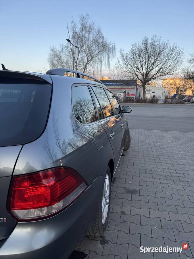 Volkswagen Golf wersja MATCH bogate wyposażenie relingi dachowe Wrocław