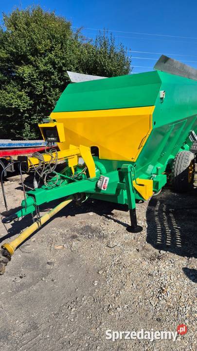 Przyczepa paszowóz mieszalnik pasz MARMIX super Pleszew sprzedam