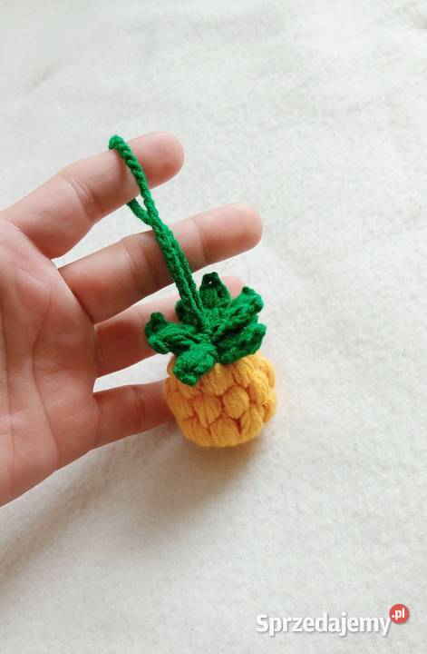 Ananas wykonany na szydełku brelok zawieszka Łask
