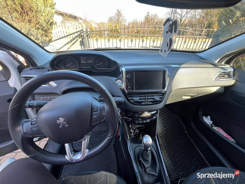 Peugeot 2008 12 130 2019 SUV Turek sprzedam