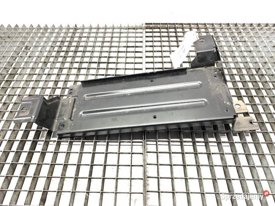 PODSTAWA AKUMULATORA AUDI Q8 4M0915524H 30 286