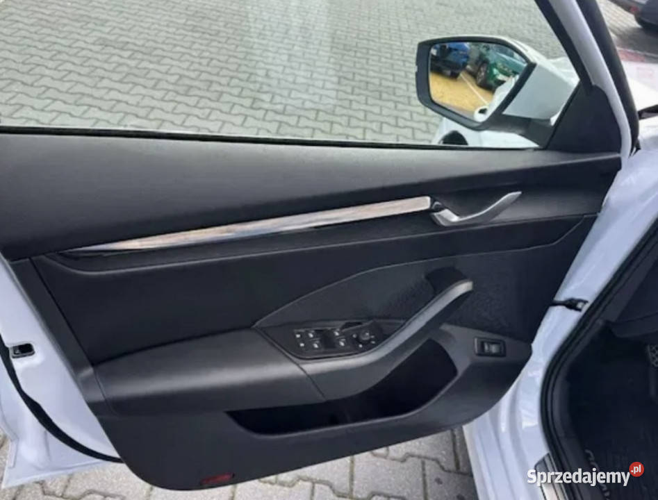 koda Octavia 15 TSI Selection Gwarancja do klimatyzacja