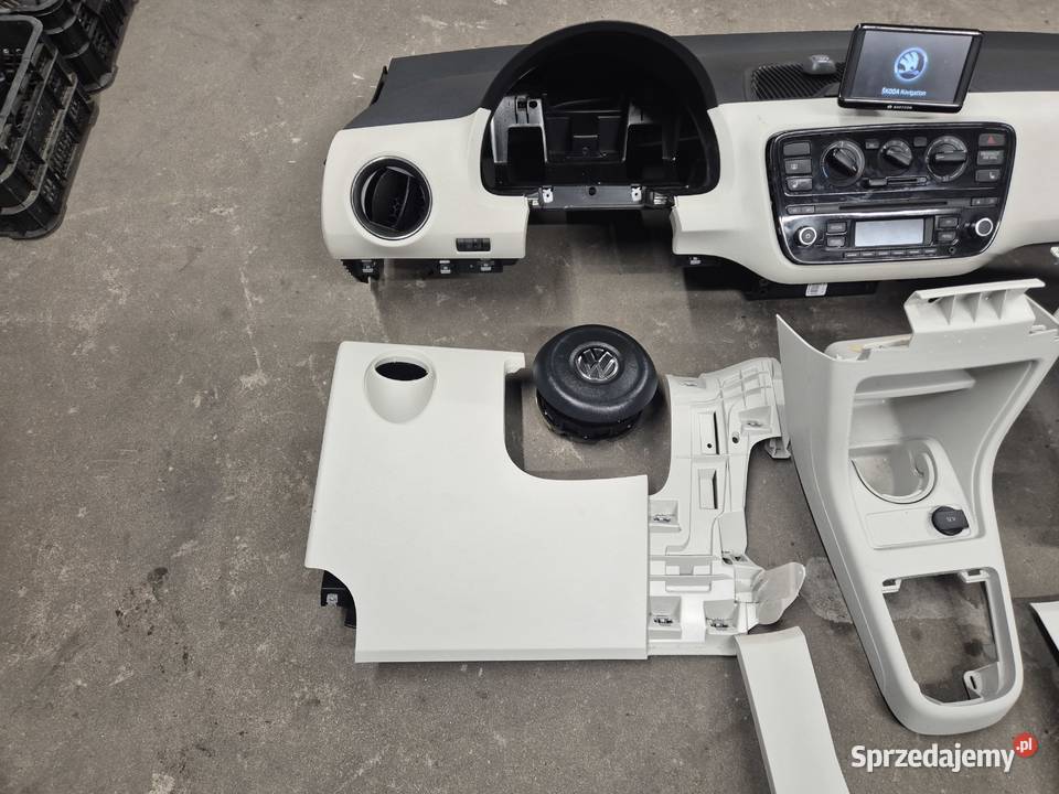 Deska Air bag vw up seat mi skoda city go czesci Rok produkcji 2014 Deski rozdzielcze, konsole Piekary Śląskie