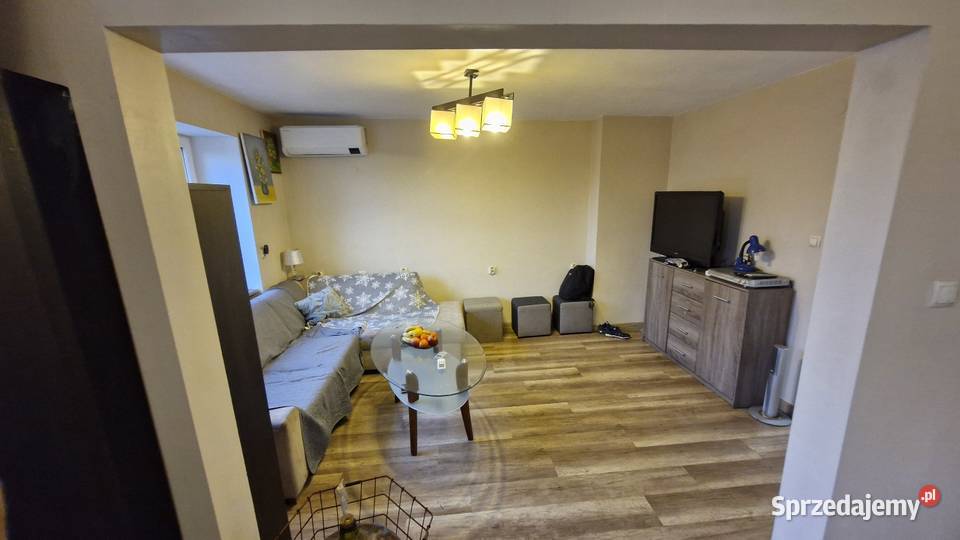 Ocieplony dom z garażem i ogrodem z widokiem na Liczba pokoi 3 sprzedam