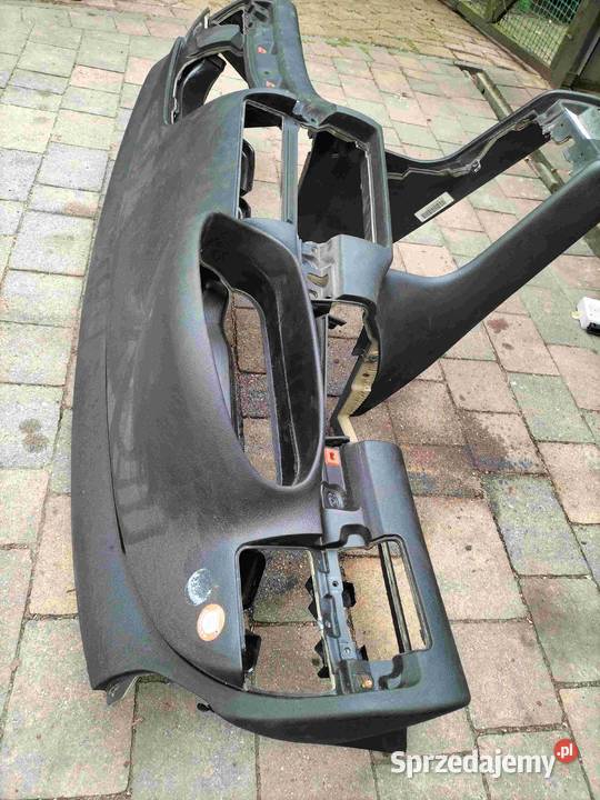 Deska rozdzielcza BMW E46 stan Mały przebieg Poręba