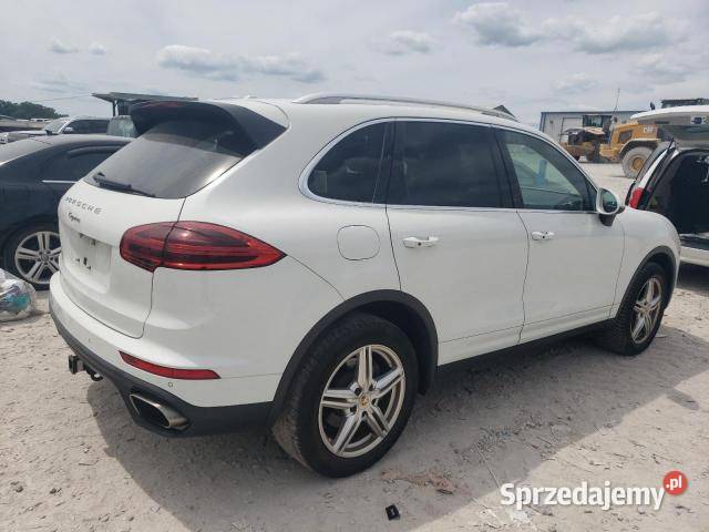 PORSCHE CAYENNE produkcji 2016 z USA Rok produkcji 2016