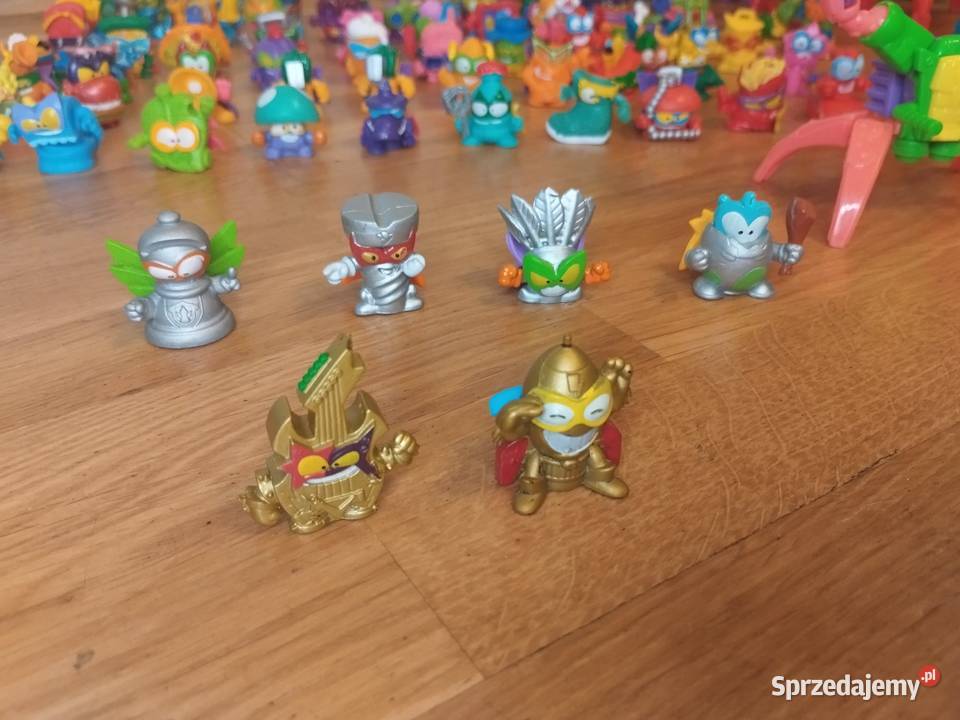 Figurki Super Things duży zestaw sprzedam