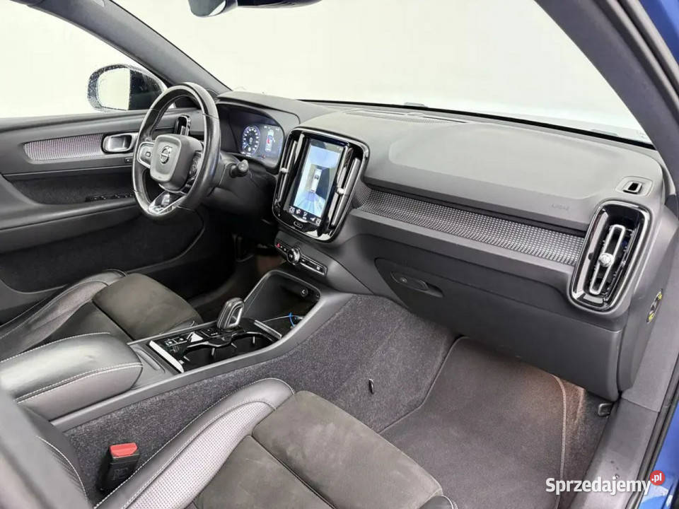 Volvo XC 40 20 D4 190 4x4 Automat RDesign Harman XC 40 Lipówki