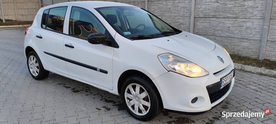 Renault CLIO III benzyna 2013r 1 2 16V 75 5d z Krosno