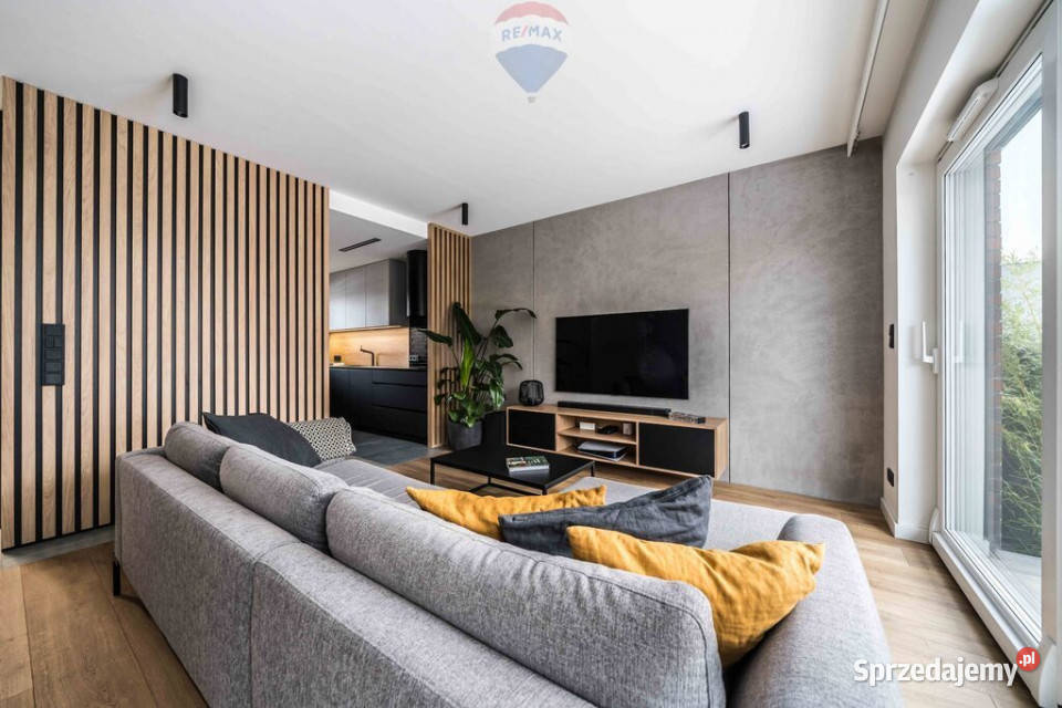 Nowoczesny energooszczędny umeblowany dom Luboń