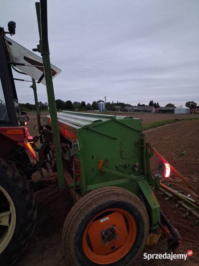 Sprzedam siewnik D8 3 m SUPER Amazone Rozkoszówka