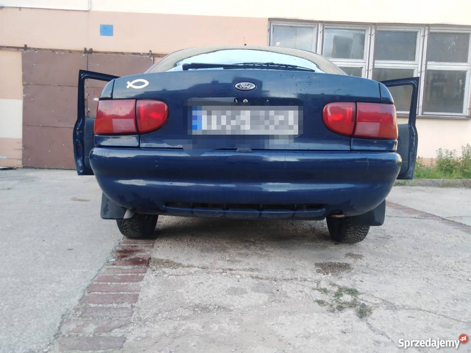 FORD ESCORT WAŻNE OPŁATY 13 96r jeżdżący 1200 Ostrowiec Świętokrzyski sprzedam