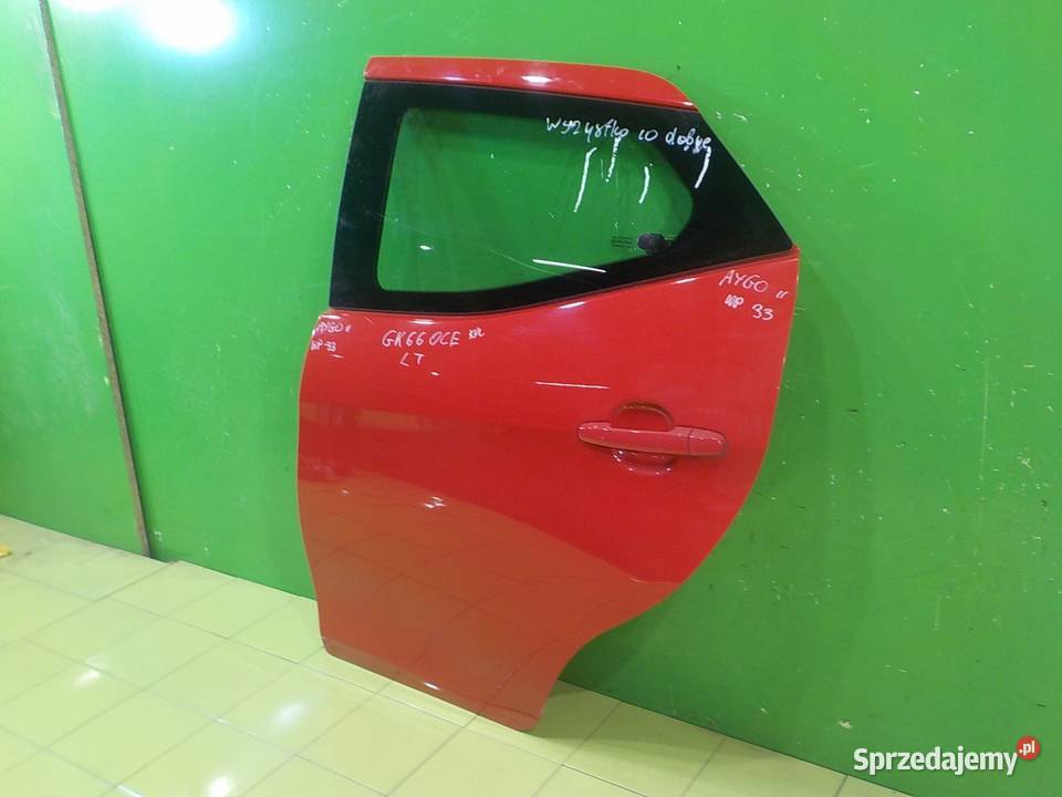 TOYOTA AYGO II 10 VVTI 16r HB 5D drzwi lewe tyl Suków