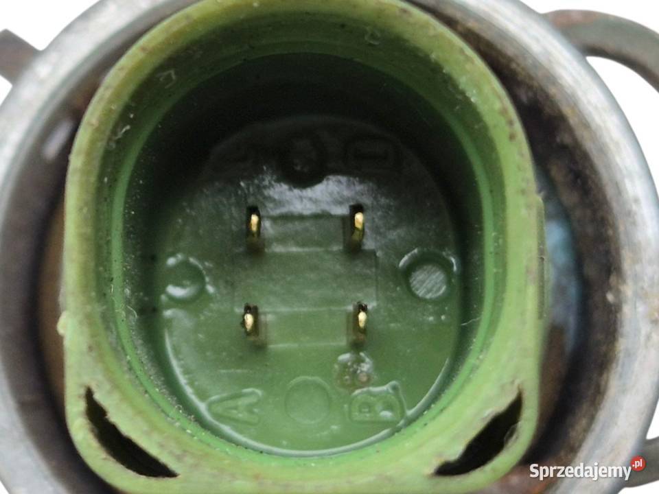 KRÓCIEC OBUDOWA TERMOSTATU A4 B6 A6 C5 PASSAT B5 Działoszyce