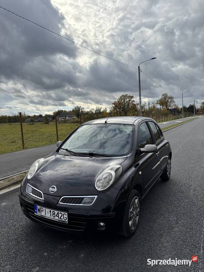 Nissan MIcra 12 80 2009 światła przeciwmgielne