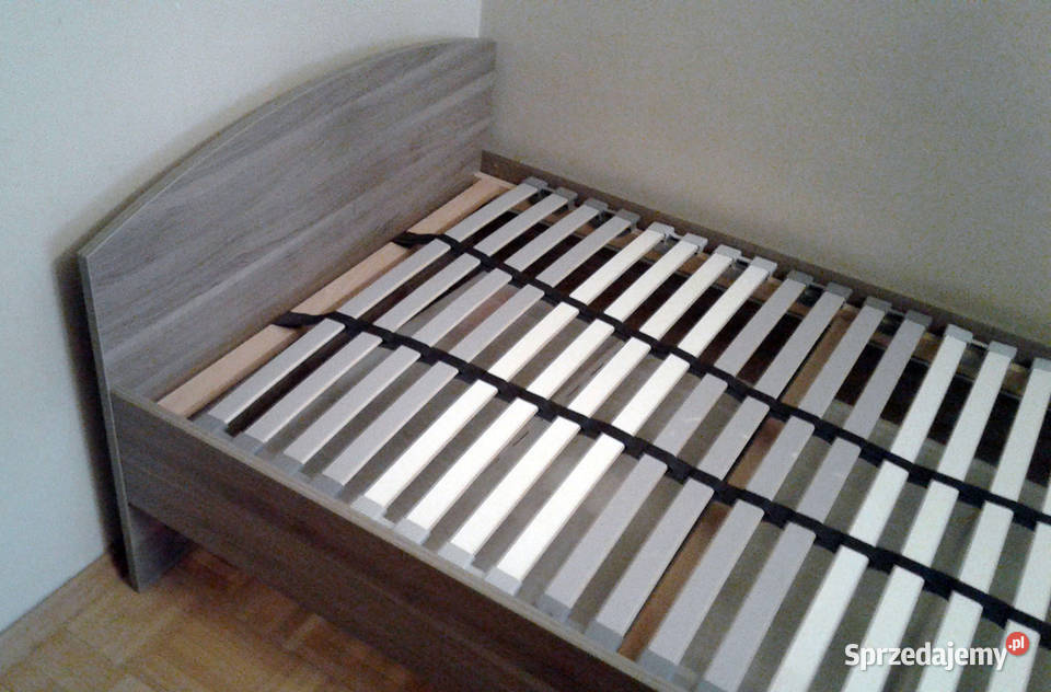 Używane łóżko jednoosobowe z materacem z Ikei Łódź