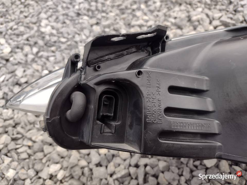 Lampa XENON prawa przód Peugeot 308 T7 RCZ CC Lampy przednie Tarnów
