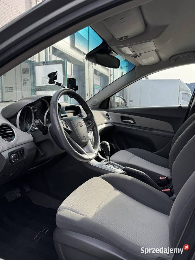 Chevrolet Cruze 18 Sedan 2009 Opłaty do 2027 Warszawa