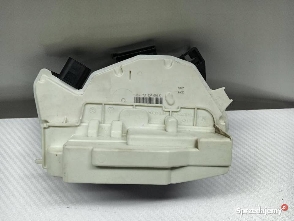 ZAMEK DRZWI PRZÓD PRZEDNI VW T6 7L1837016C