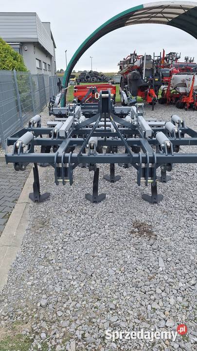 Agregat do uprawy bezorkowej Cargo HD 3000 Jatutów