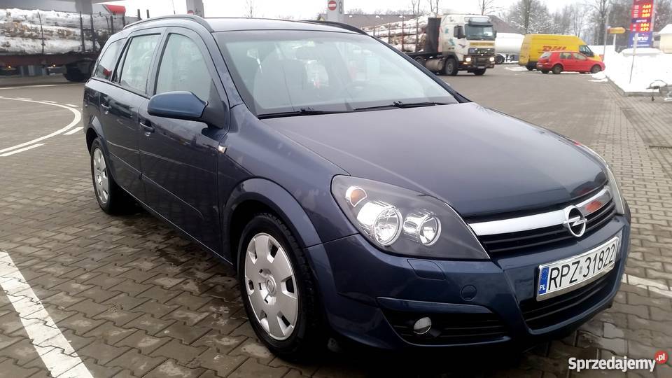 OPEL ASTRA H 19 CDTI 150 KOMBI Lesko