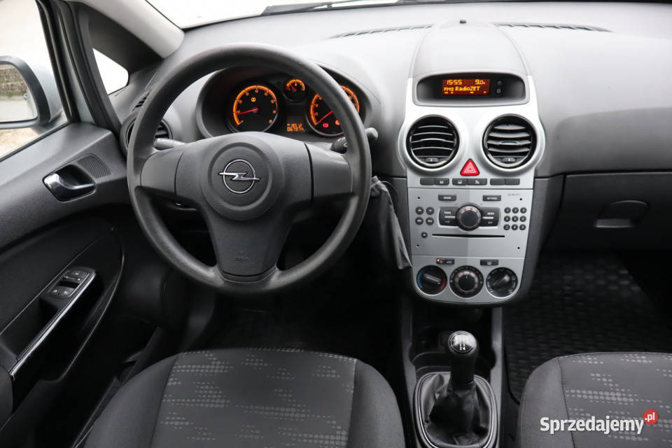 Opel Corsa 12 klimatyzacja
