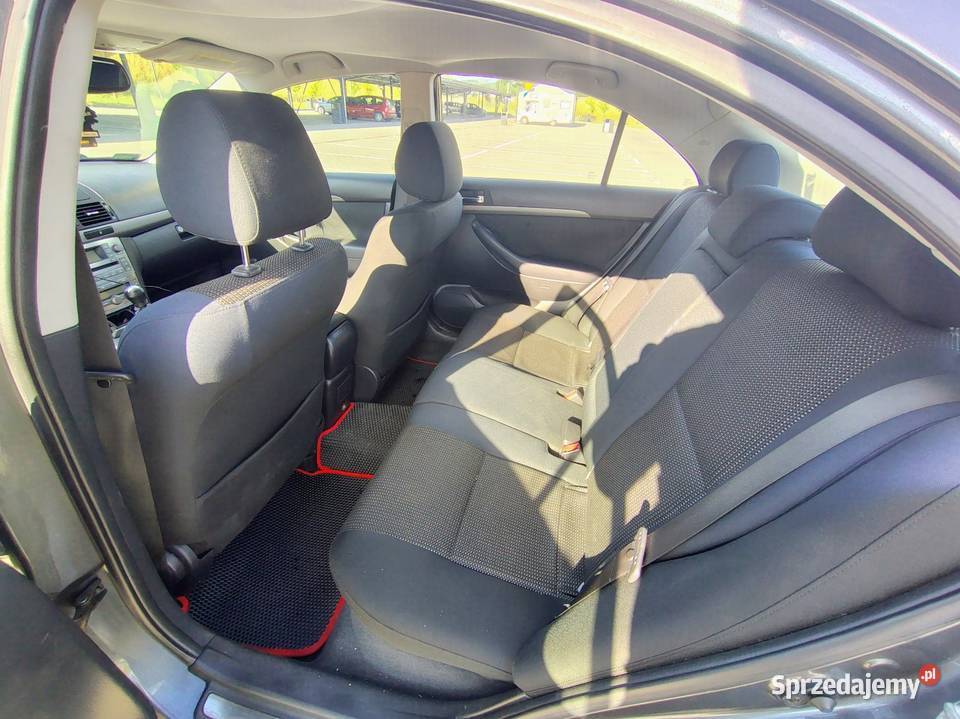 Toyota Avensis T25 Wysoka Strzyżowska