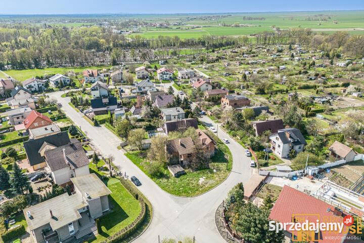 Sprzedam dom wolnostojący Lewin Brzeski 247m2 dachówka