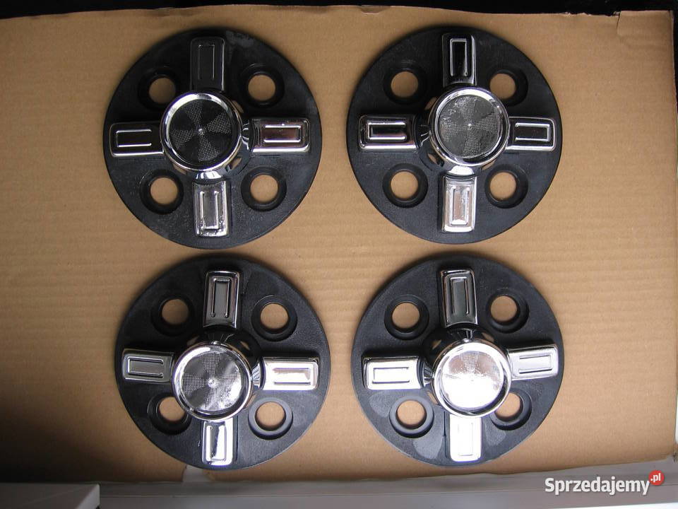 Nowe DEKIELKI auto PRL Fiat 126p 125p POLONEZ