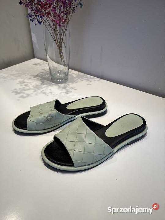 Klapki damskie Ząbki