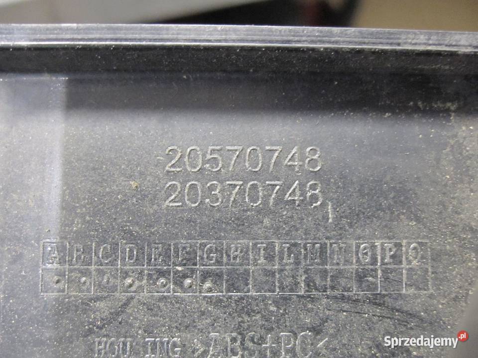 OPEL COMBO D 16r lampa prawy tył 20520748 sprzedam