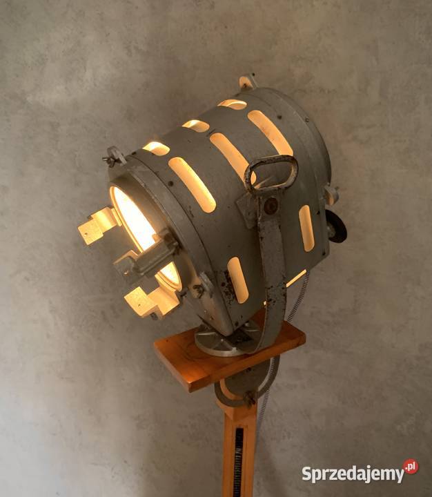 Lampa loft Vintage filmowo teatralna PRL lata Pozostałe Poznań