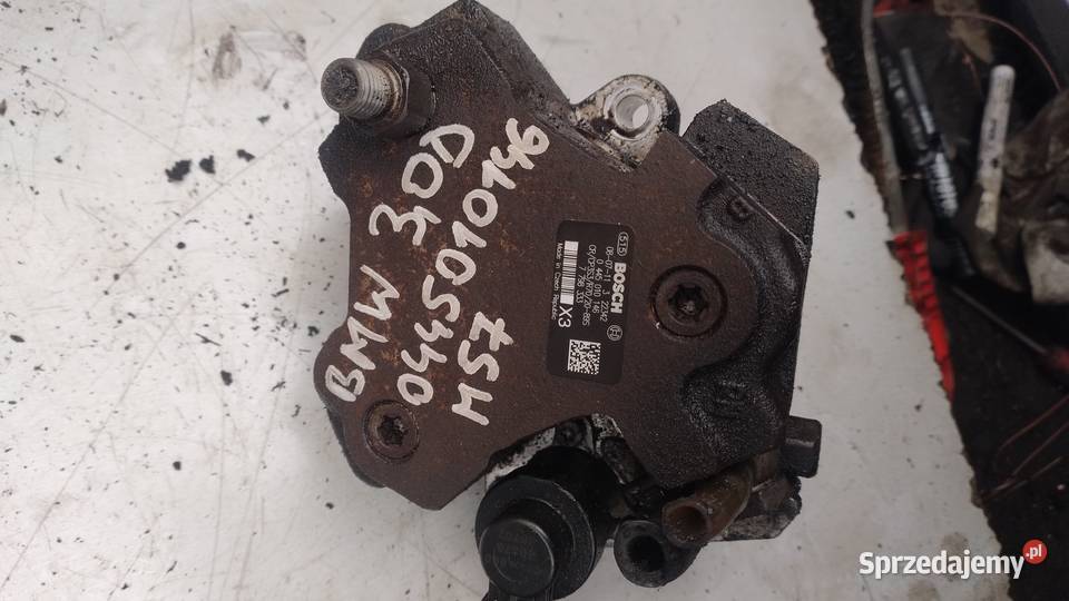 BMW E60 E90 30 D pompa wtryskowa 0445010146 osobowe Kielce sprzedam