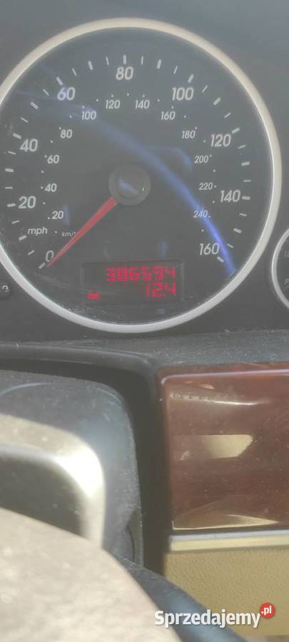 VW Touareg 32 V 6 lpg uszkodzony Sosnowiec sprzedam