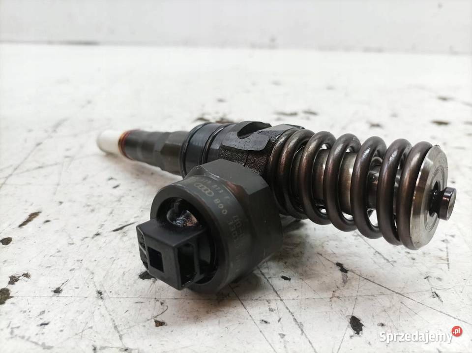 POMPOWTRYSKIWACZ 038130073F 19 TDI VW Volkswagen