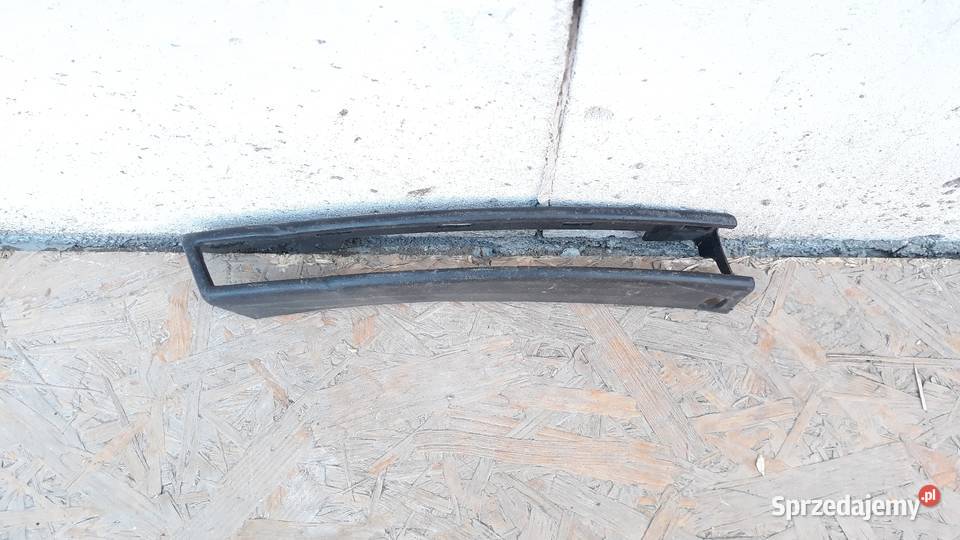 VW PASSAT B6 RAMKA KIERUNKOWSKAZA MIGACZA LEWA Międzychód