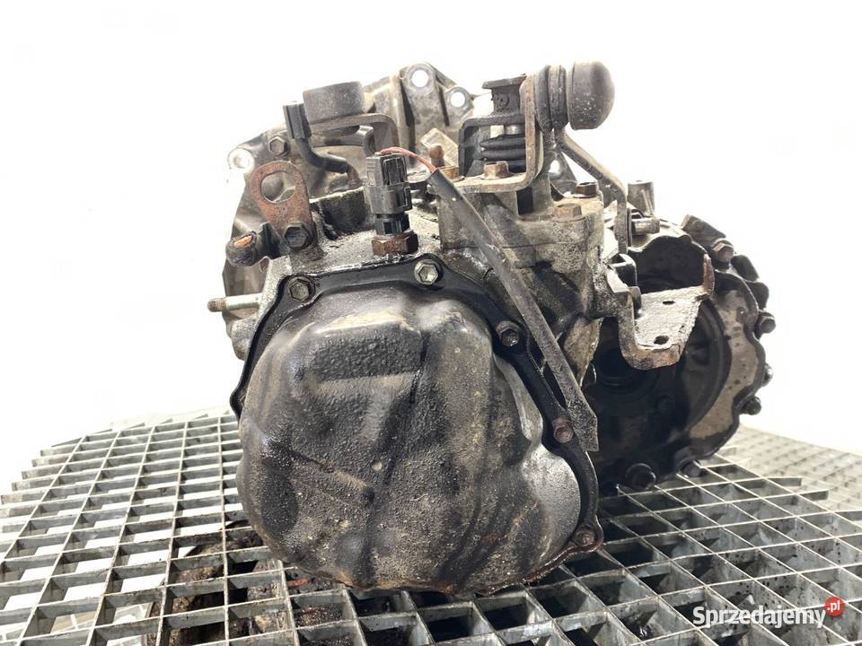 SKRZYNIA BIEGÓW SUZUKI SWIFT III ZN5 15 102 osobowe sprzedam