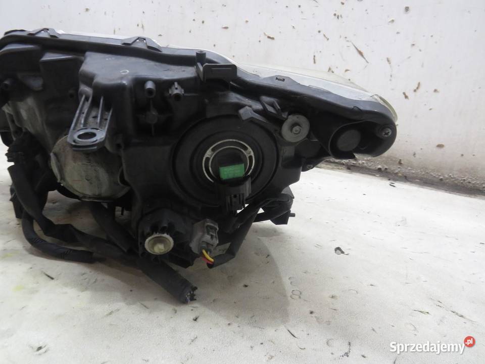LAMPA PRAWY PRZEDNIA PRZÓD XTRAIL III T32 Lampy przednie sprzedam