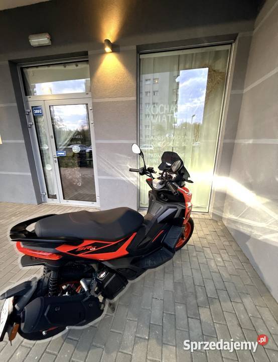 Odstąpię leasing na praktycznie nową Aprilię SR Wrocław sprzedam