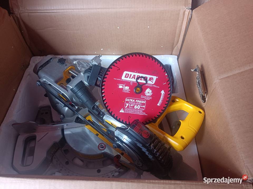 Piła ukośna na teleskopach DeWalt 1820 V z USA kujawsko-pomorskie Toruń