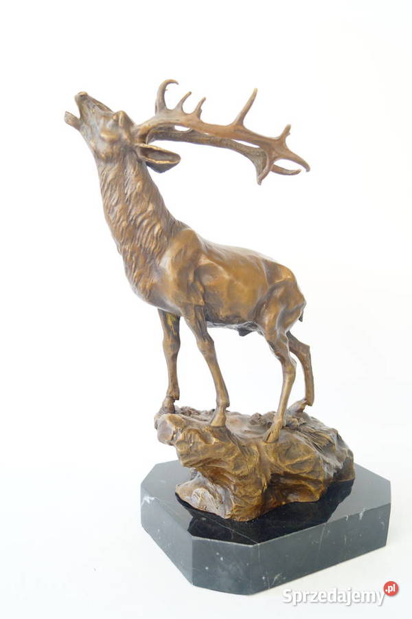 Ryczący jeleń na skale figura z brązu myśliwska Gizałki